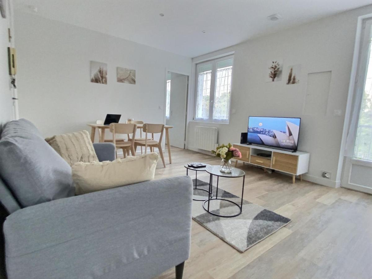 Cozy Appart' A Deux Pas De La Gare - Cozy Houses Palaiseau Exterior photo